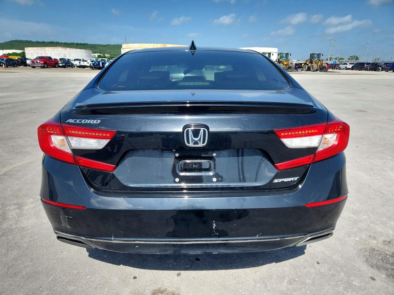 2021 Honda Accord Sport - Image 6