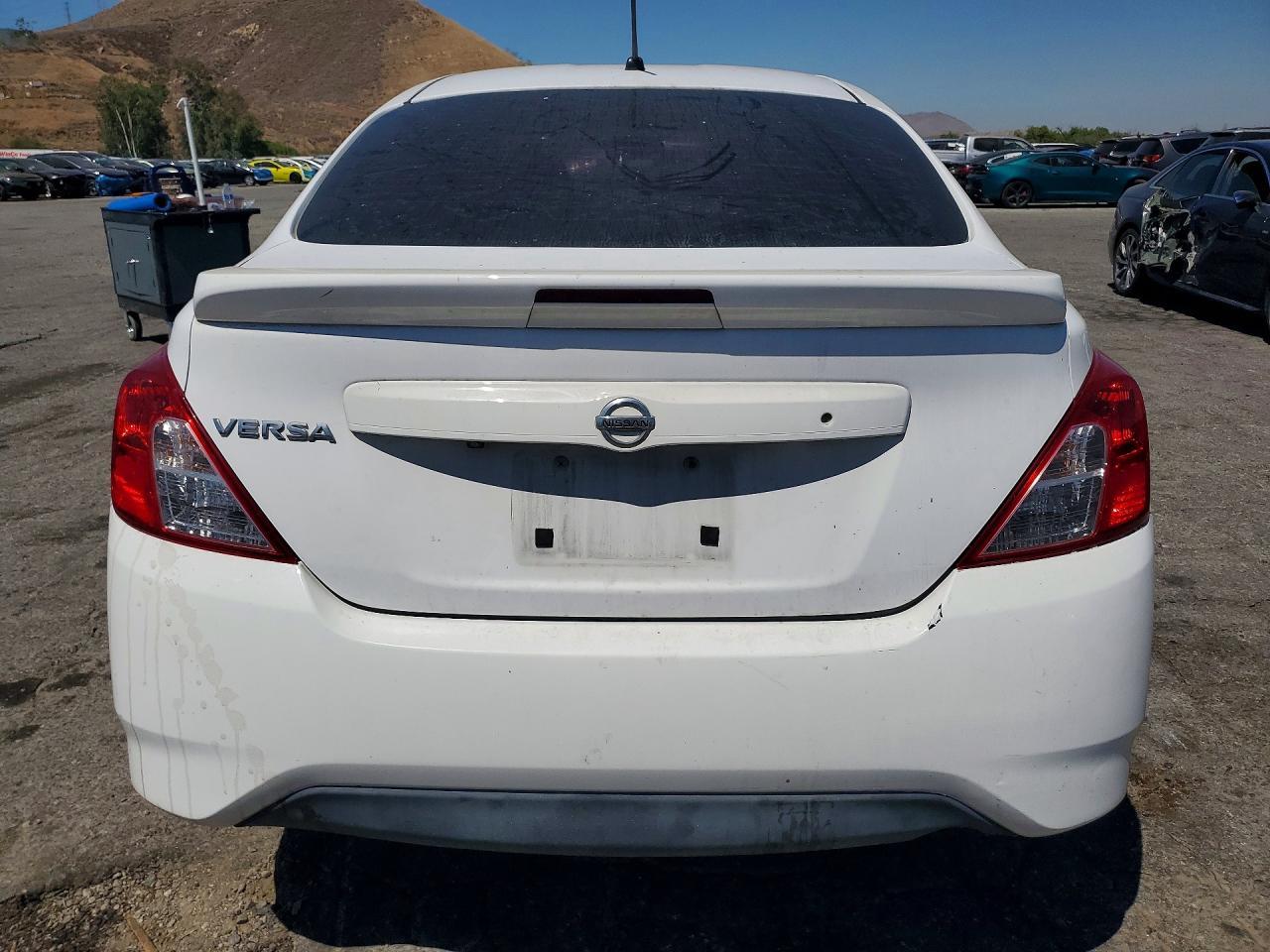 2019 Nissan Versa S Plus - Image 6