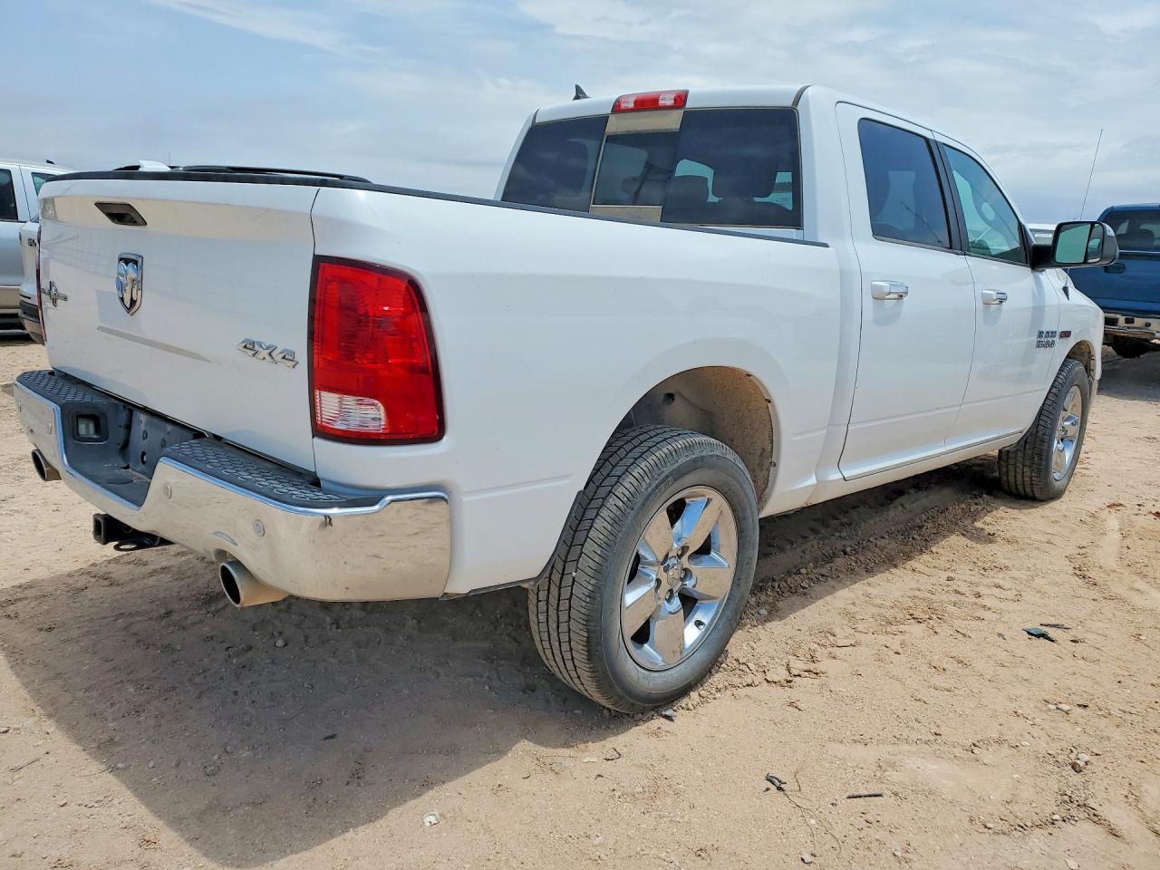 2018 Ram 1500 Slt - Image 3