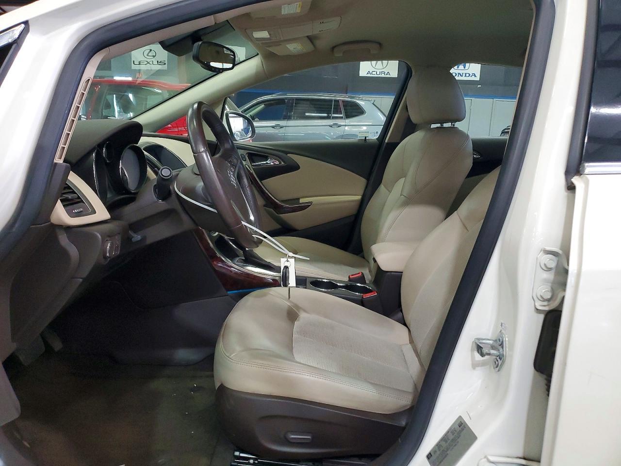 2015 Buick Verano - Image 7
