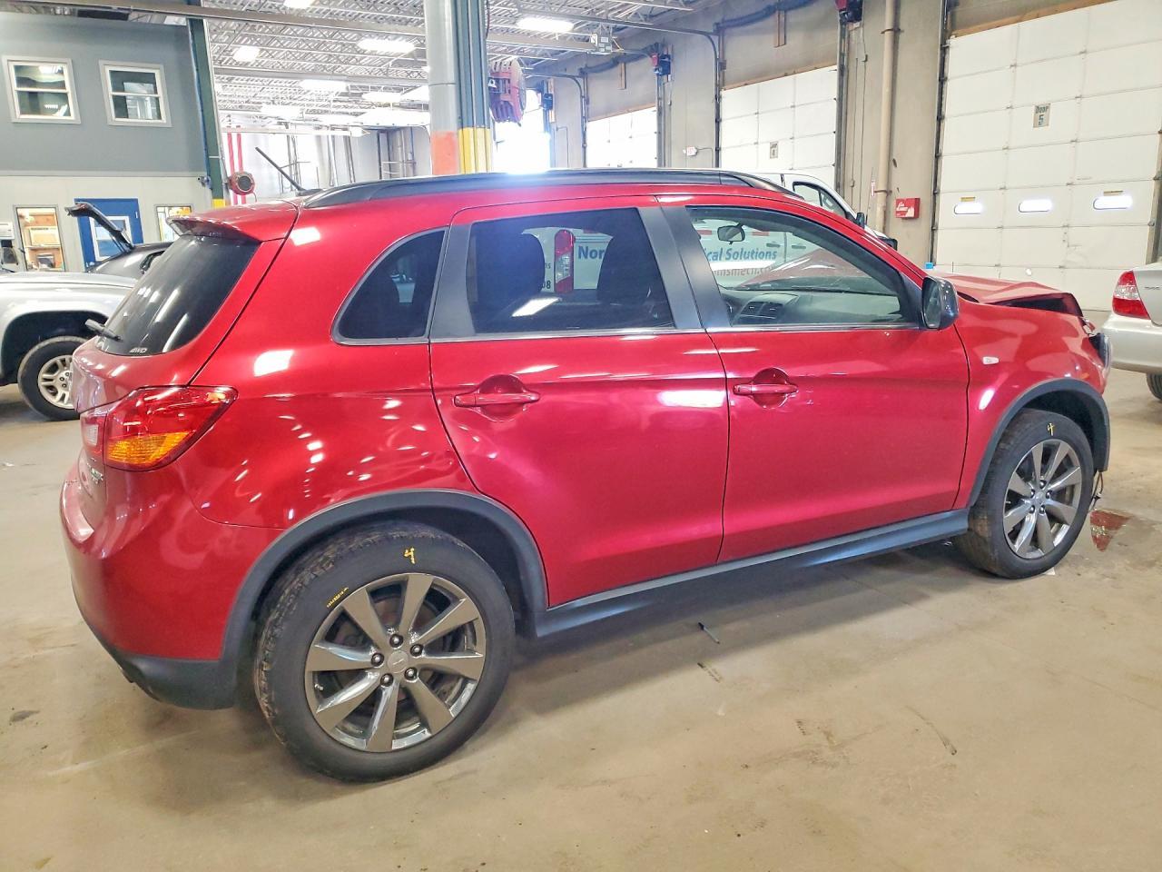2013 Mitsubishi Outlander Sport Le - Image 3