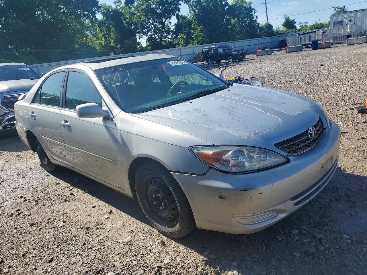 2002 Toyota Camry Xle V6 - Image 4