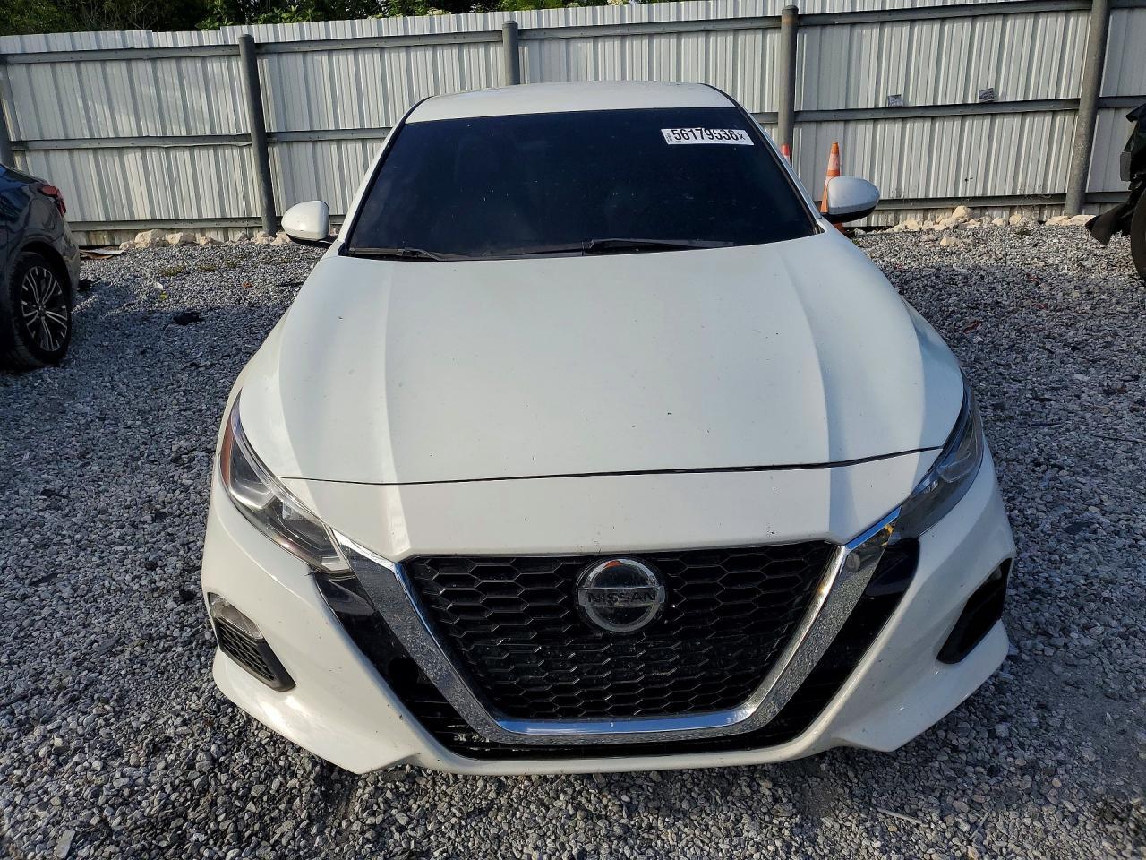 2020 Nissan Altima S - Фото 5