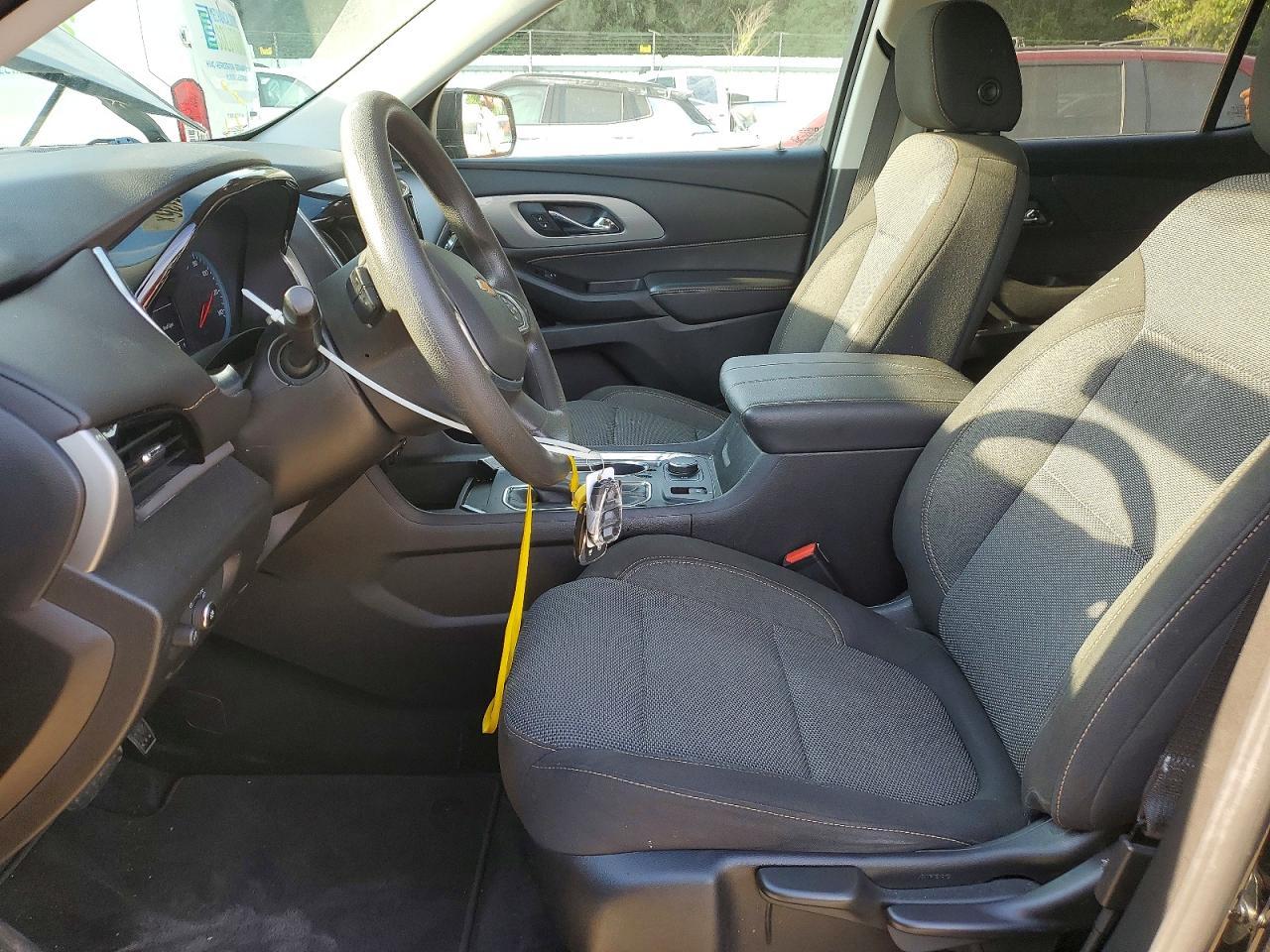 2020 Chevrolet Traverse Ls - Фото 7