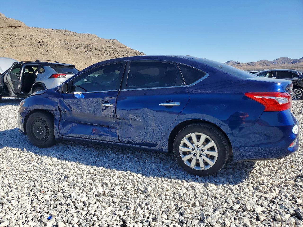 2019 Nissan Sentra S - Фото 2