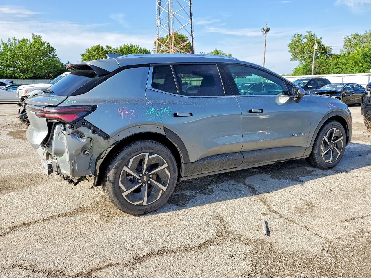 2026 Chevrolet Equinox Lt - Image 3