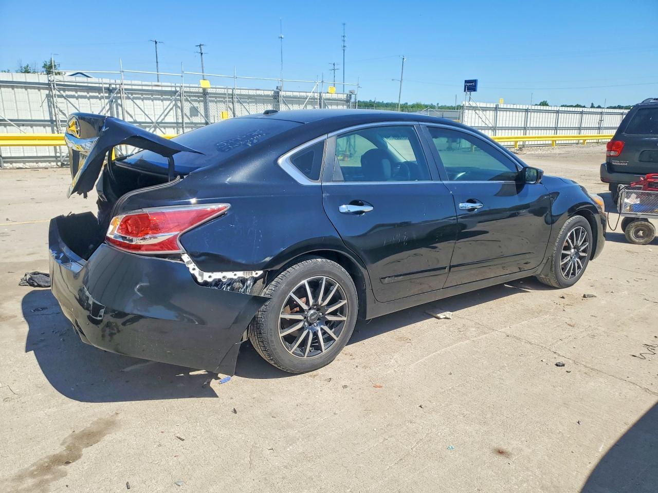 2015 Nissan Altima 2.5 Sv - Фото 3