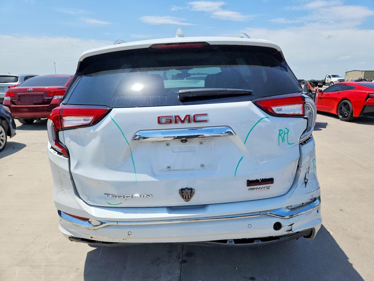 2023 GMC Terrain Denali - Image 6