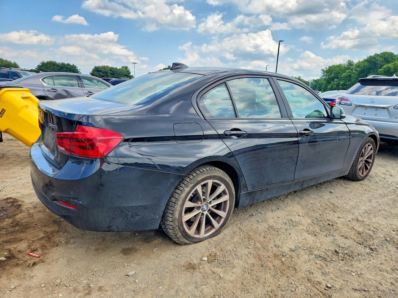2016 BMW 320 Xi - Фото 3
