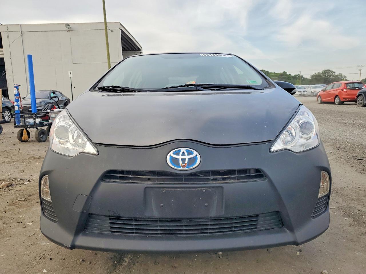 2012 Toyota Prius C Two - Image 5