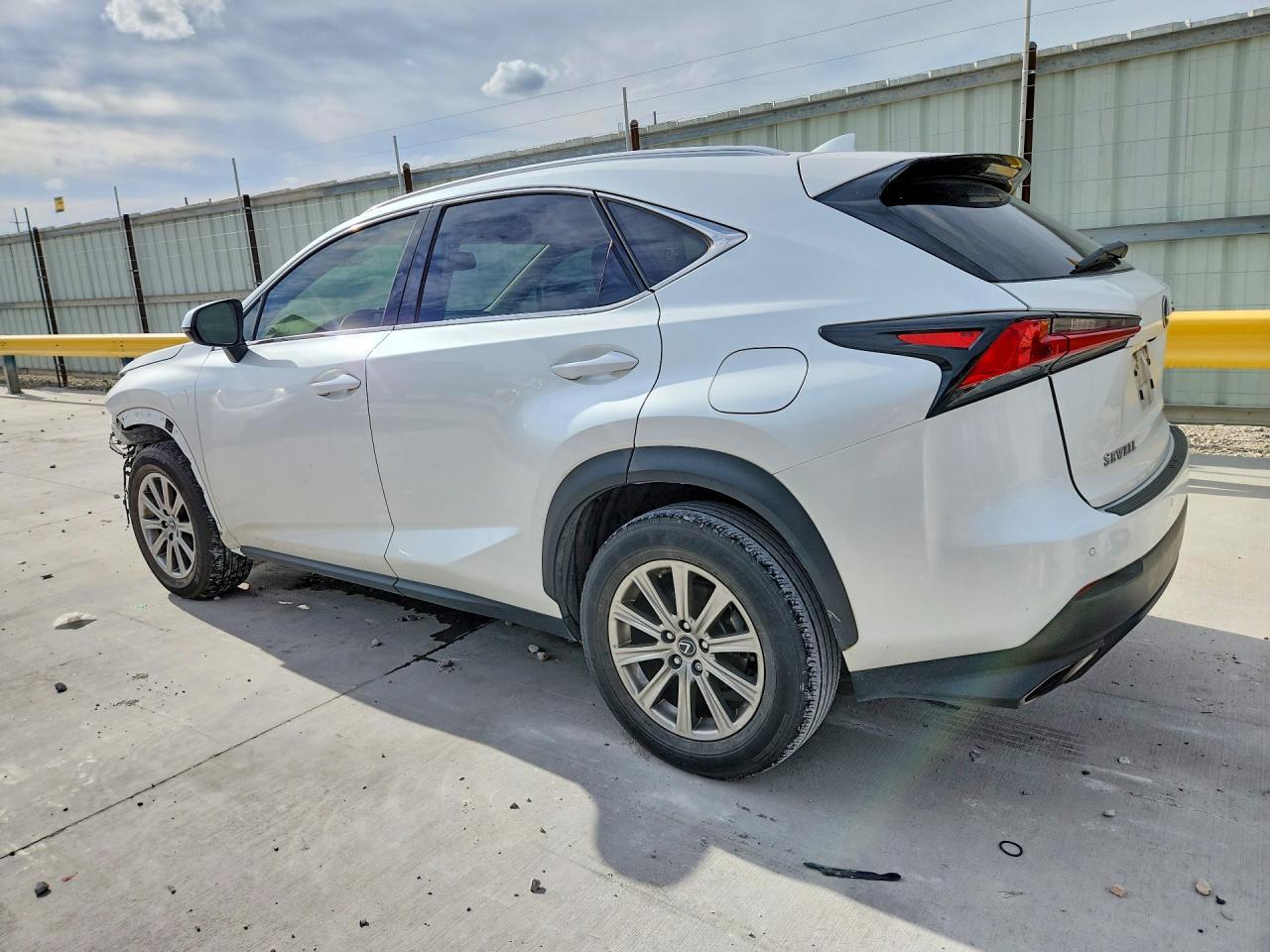 2020 Lexus Nx 300 - Фото 2