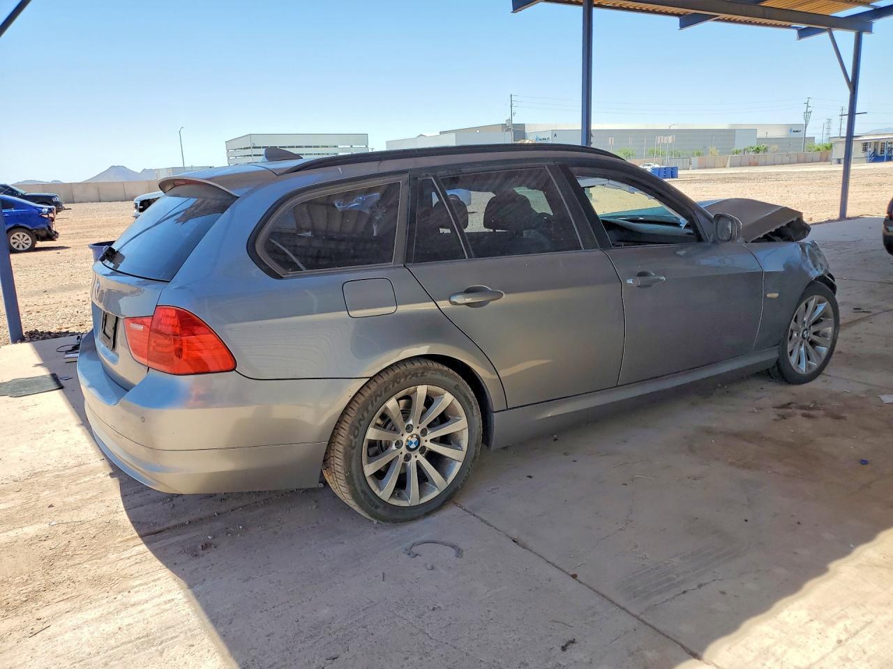 2012 BMW 328 I - Фото 3