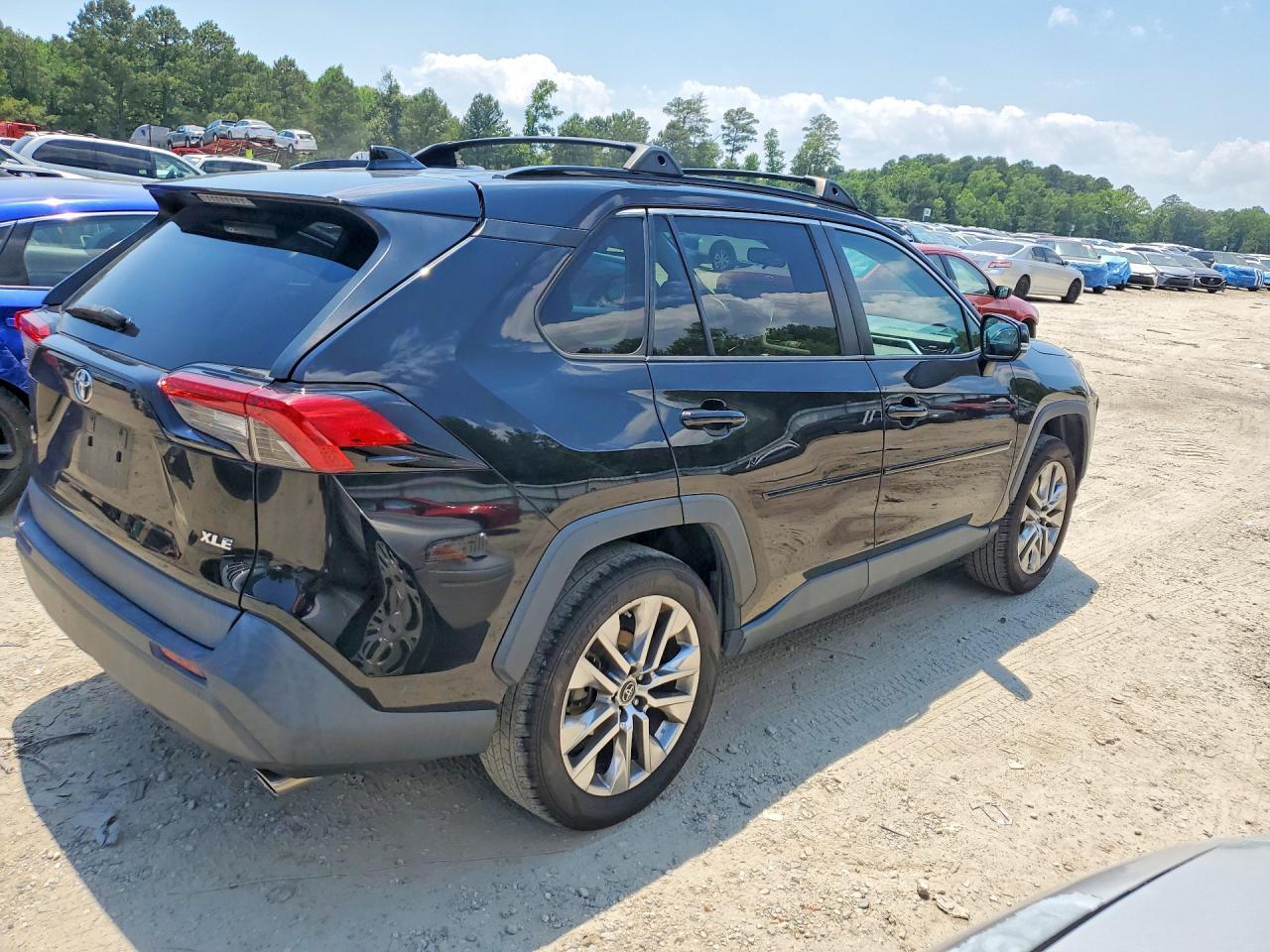 2019 Toyota Rav4 Xle Premium - Фото 3