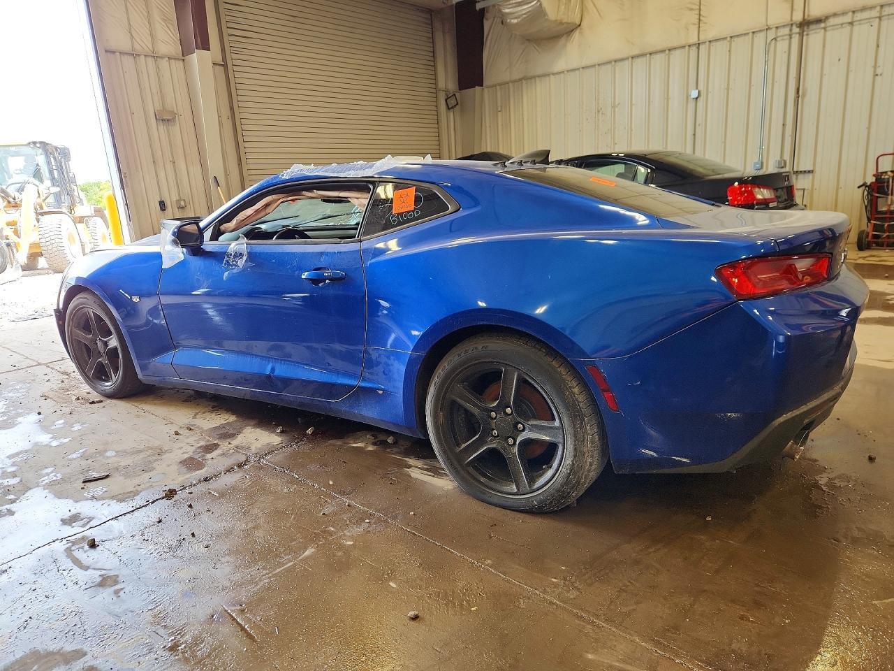 2017 Chevrolet Camaro Lt - Фото 2
