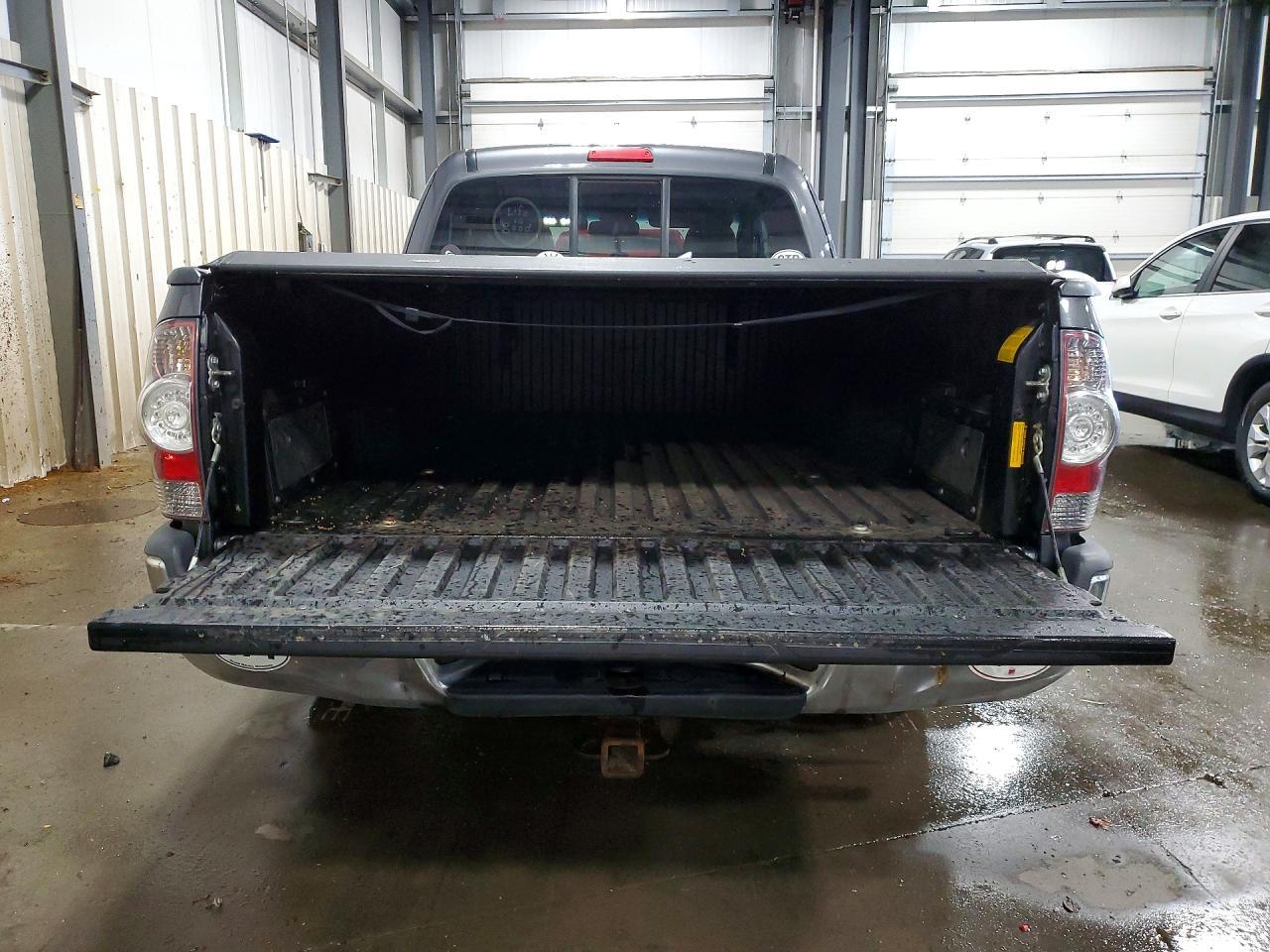 2012 Toyota Tacoma Access Cab - Image 6