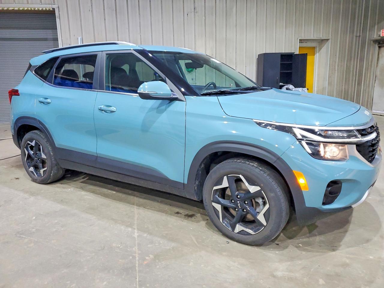 2024 Kia Seltos Ex - Image 4