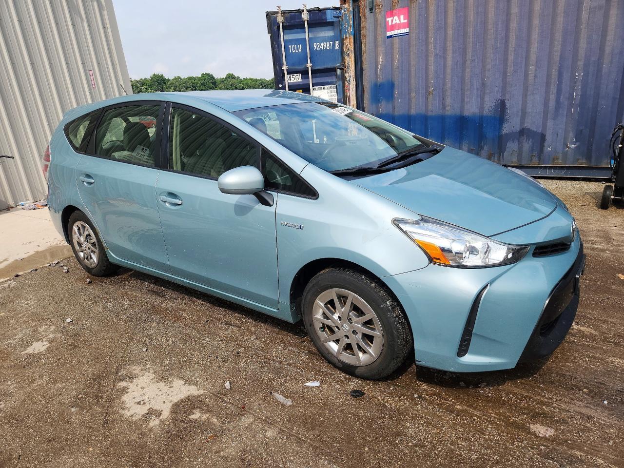 2015 Toyota Prius V Two - Image 4