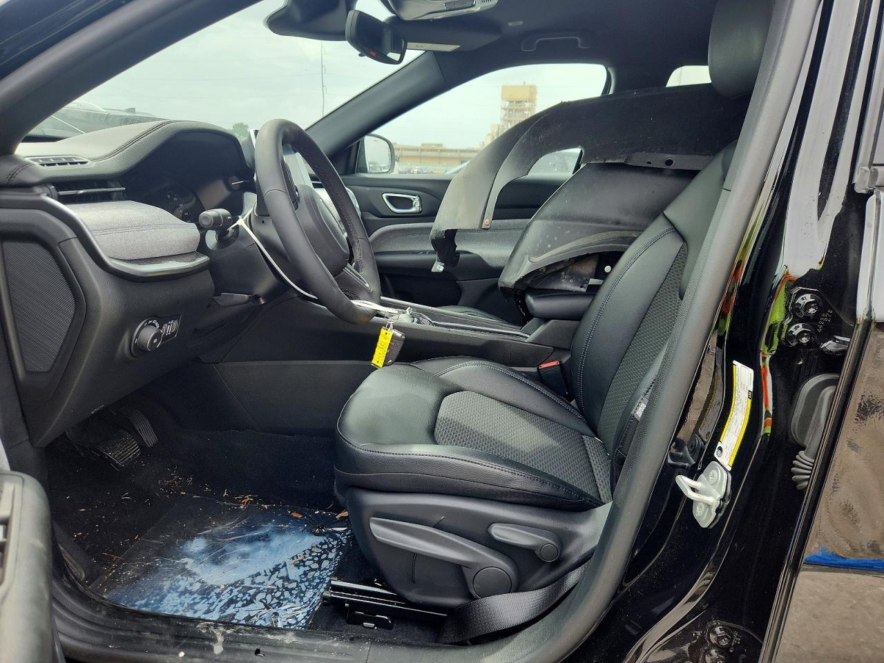 2026 Jeep Compass Latitude - Image 7