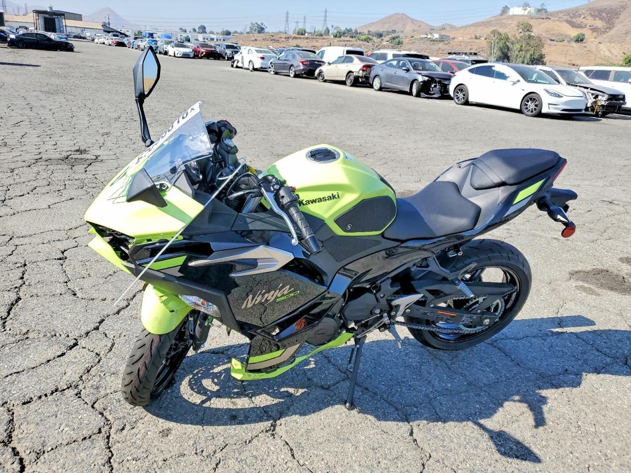 2026 Kawasaki Ex500 - Фото 3