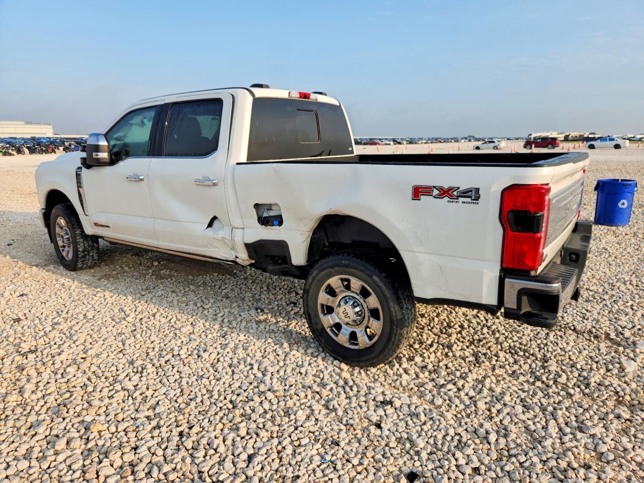 2024 Ford F250 Super Duty - Image 2
