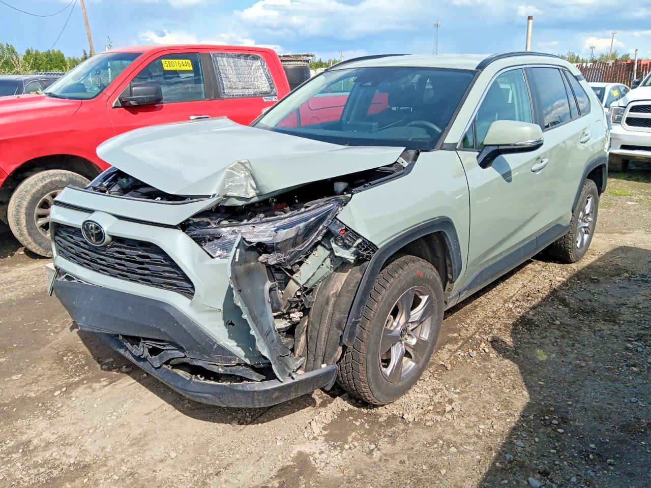 2023 Toyota Rav4 Xle