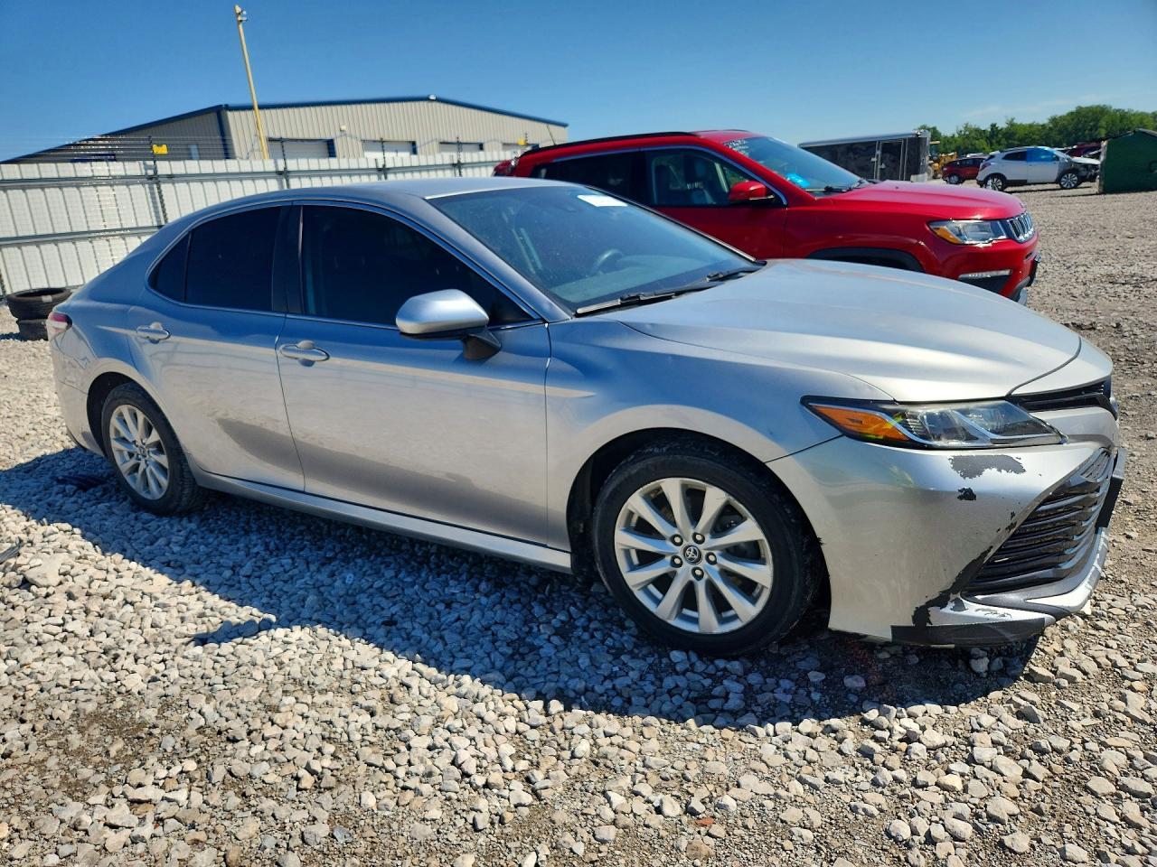 2019 Toyota Camry Le - Image 4