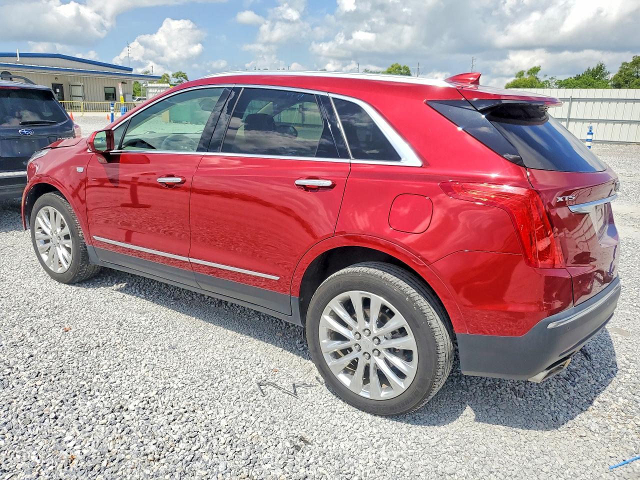 2019 Cadillac Xt5 Luxury - Фото 2