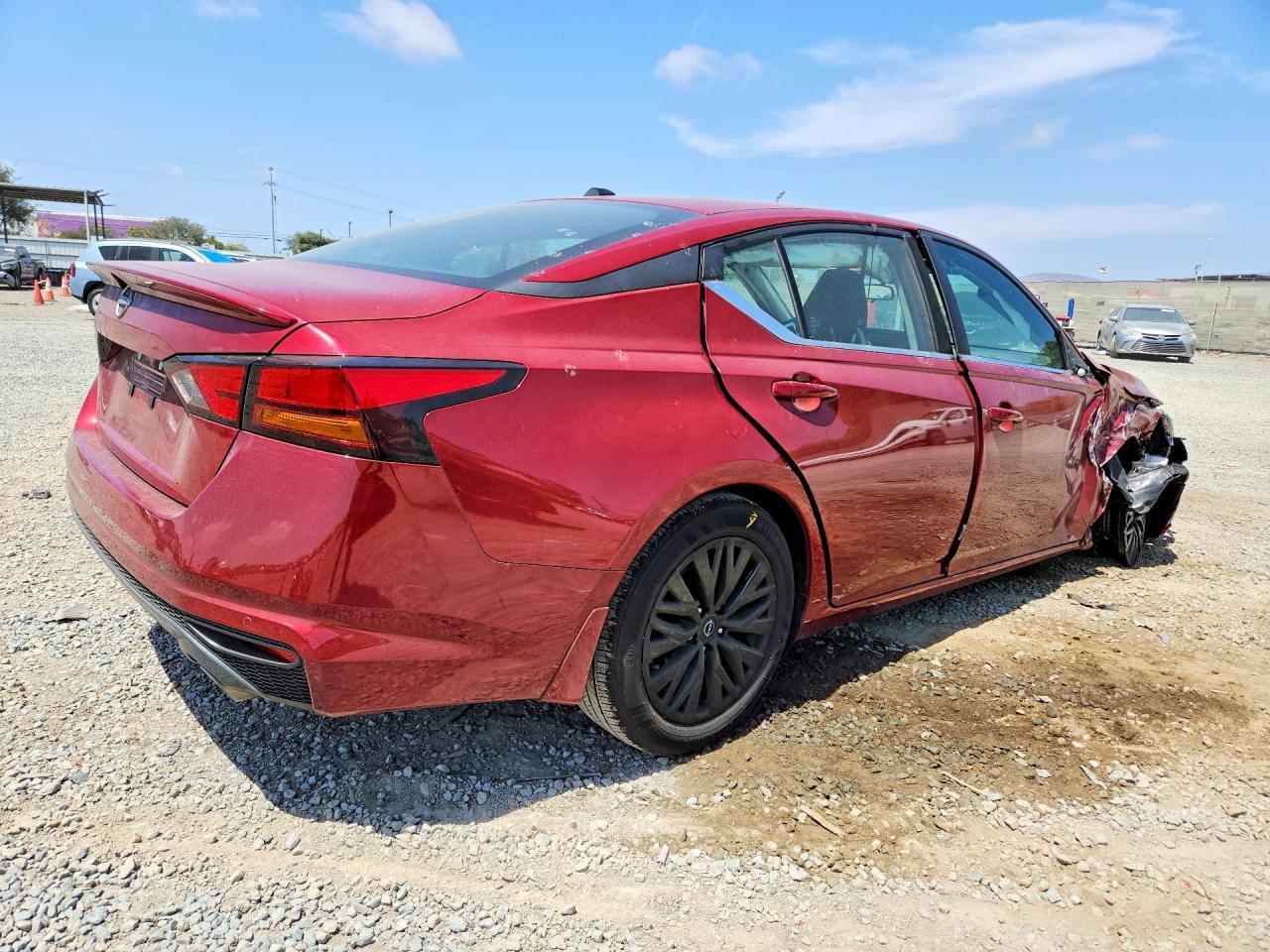 2026 Nissan Altima Sv - Image 3