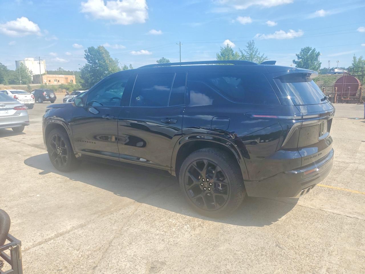 2026 Chevrolet Traverse Rs - Фото 2