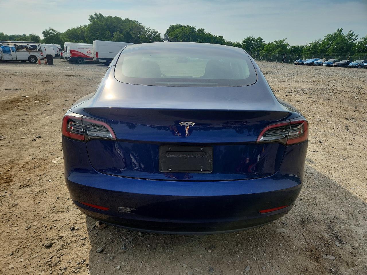 2023 Tesla Model 3 - Фото 6