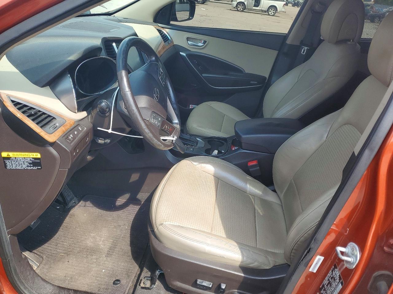 2014 Hyundai Santa Fe Sport 2.4L - Image 7
