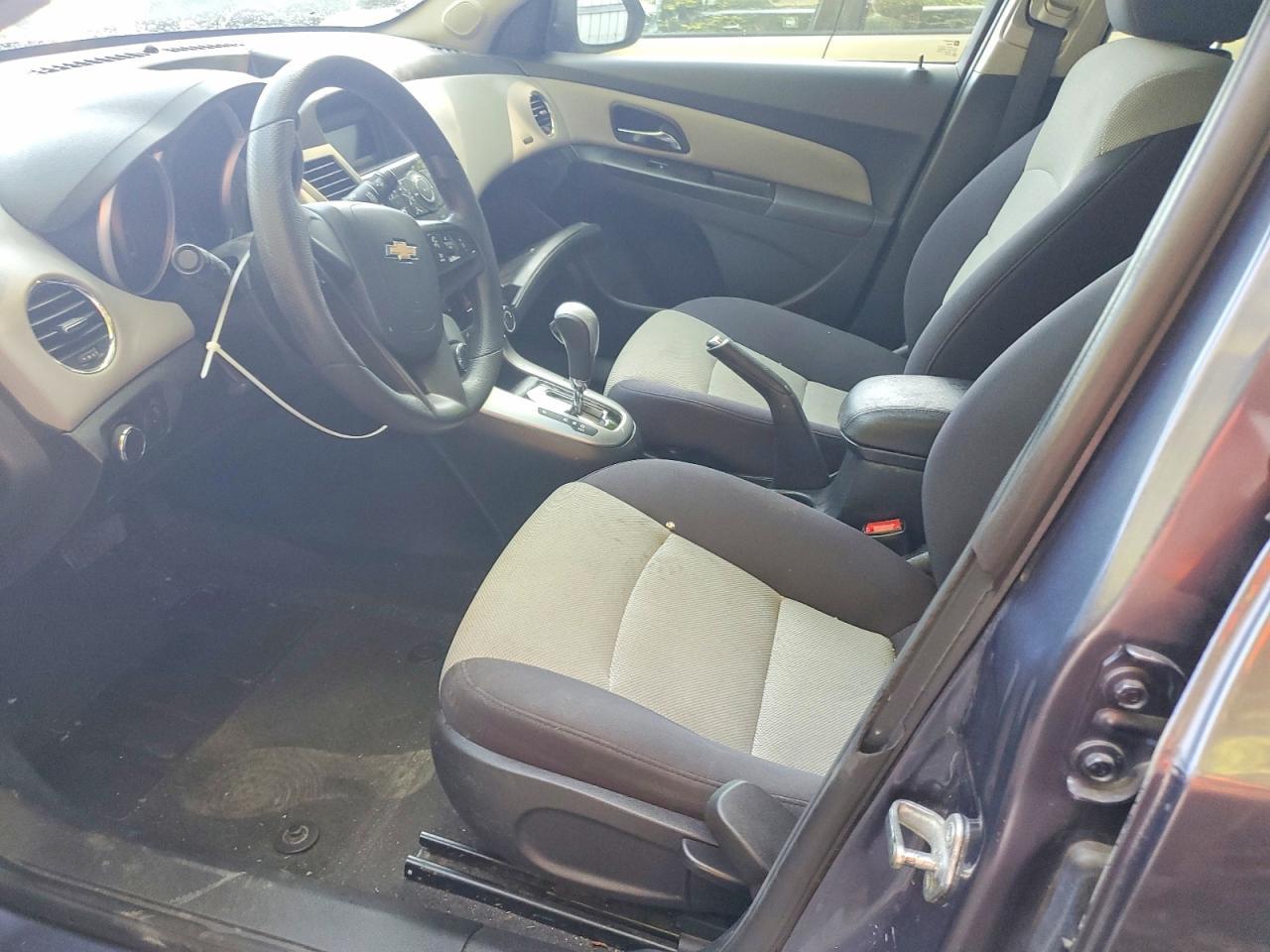 2014 Chevrolet Cruze Ls - Фото 7