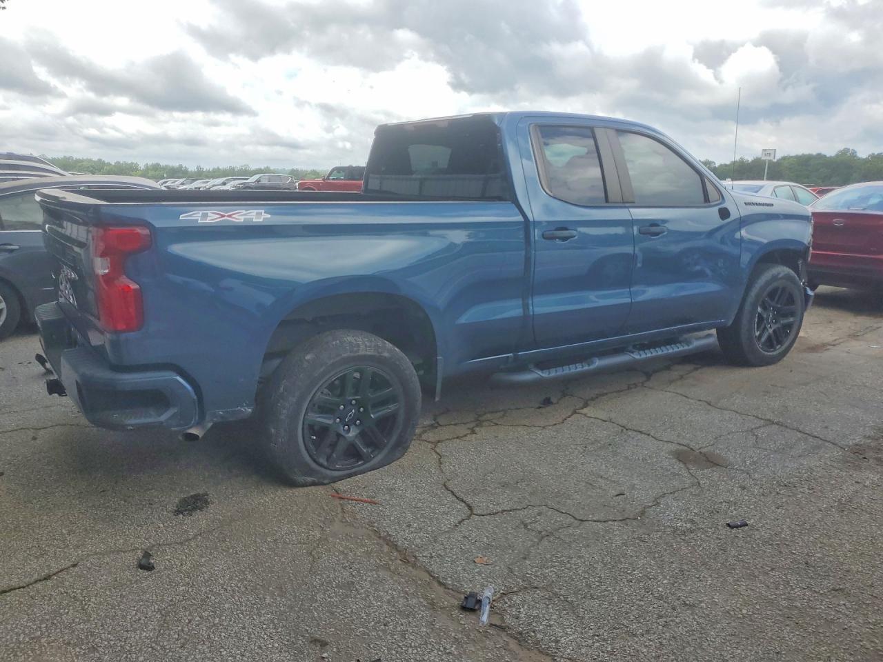 2024 Chevrolet Silverado K1500 Custom - Image 3