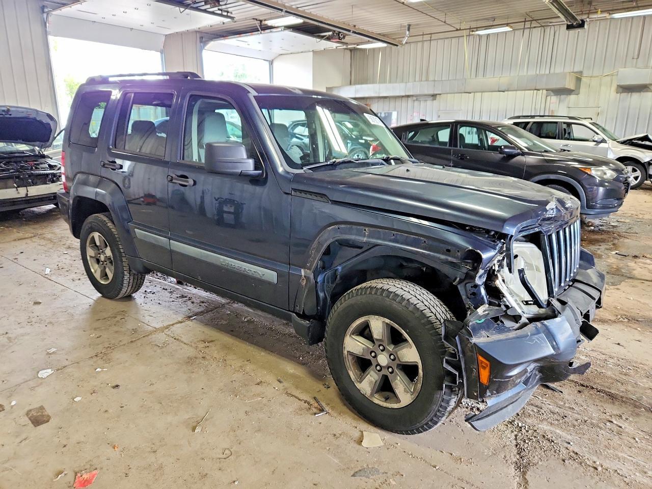 2008 Jeep Liberty Sport - Image 4