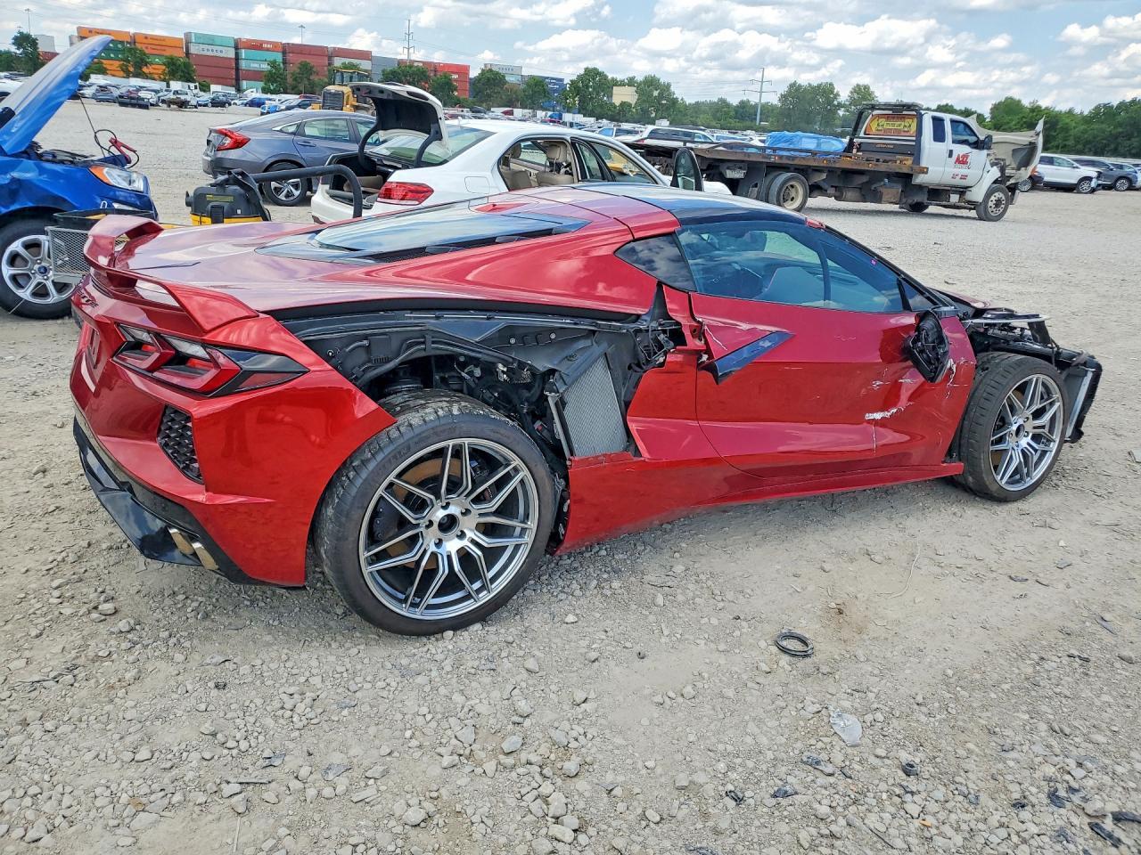 2023 Chevrolet Corvette Stingray 2Lt - Фото 3
