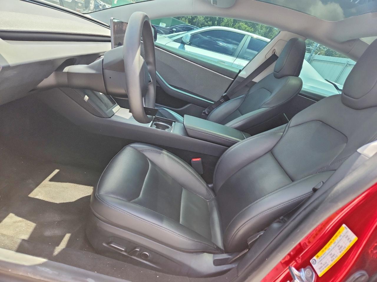 2024 Tesla Model 3 - Фото 7