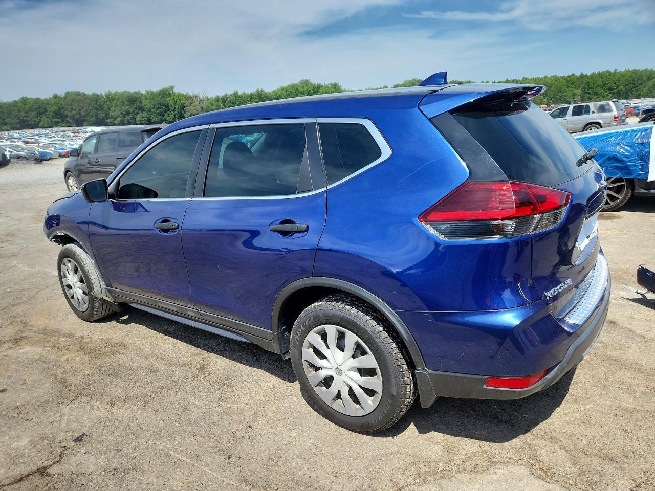 2018 Nissan Rogue S - Фото 2