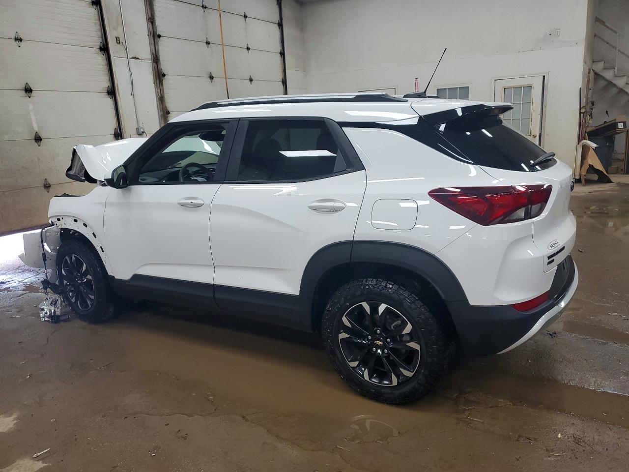 2022 Chevrolet Trailblazer Lt - Image 2