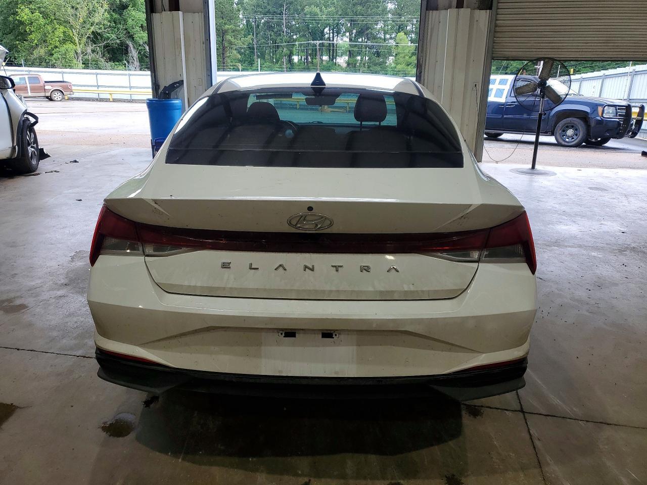 2021 Hyundai Elantra Sel - Image 6
