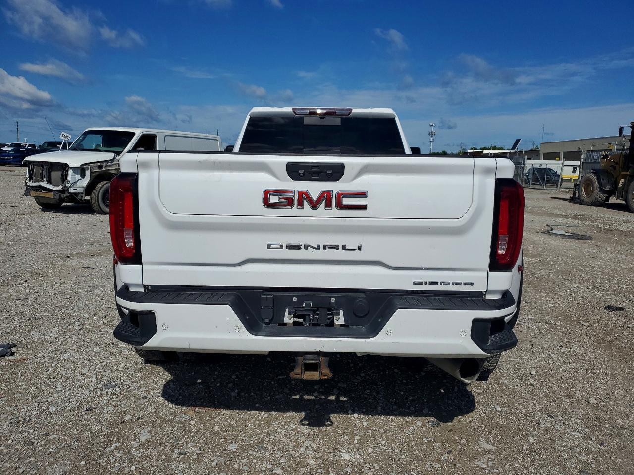 2022 GMC Sierra K3500 Denali - Фото 6
