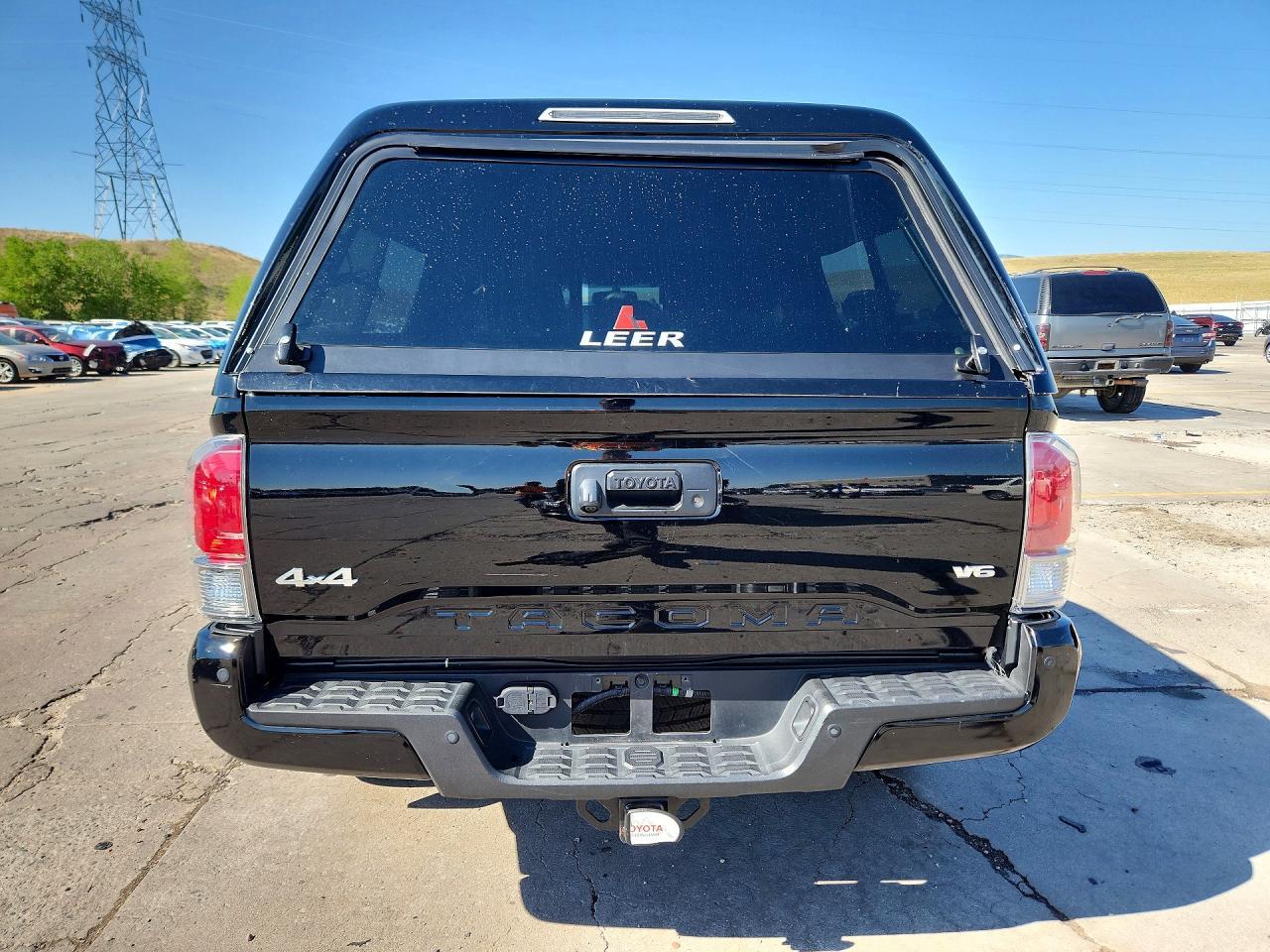 2017 Toyota Tacoma Limited - Фото 6