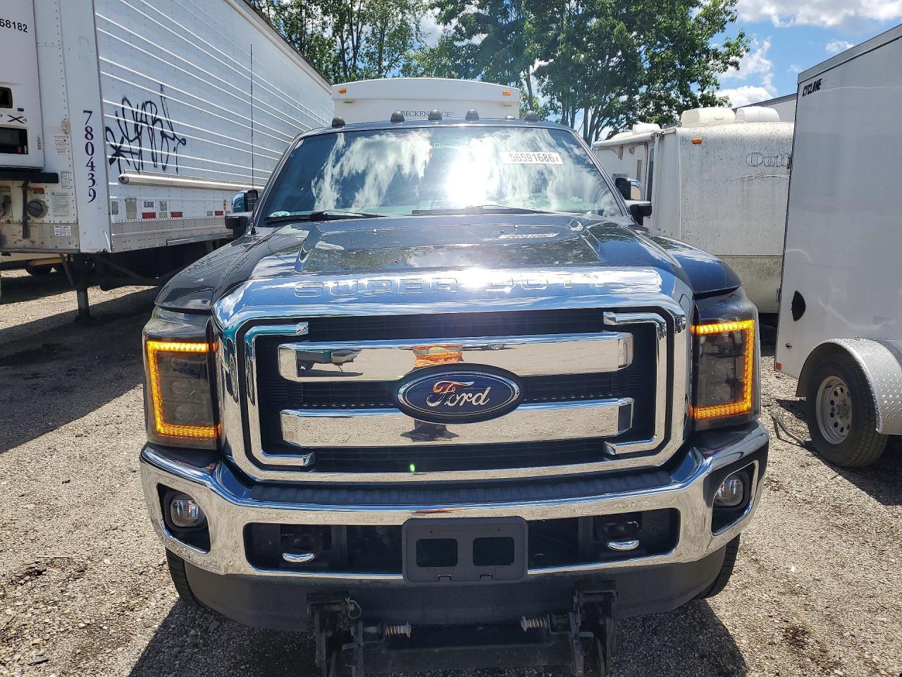 2015 Ford F350 Super Duty - Фото 5