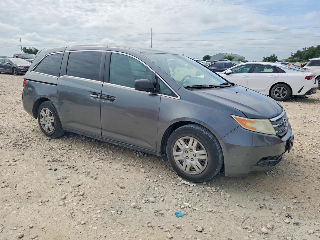 2013 Honda Odyssey Lx - Фото 4