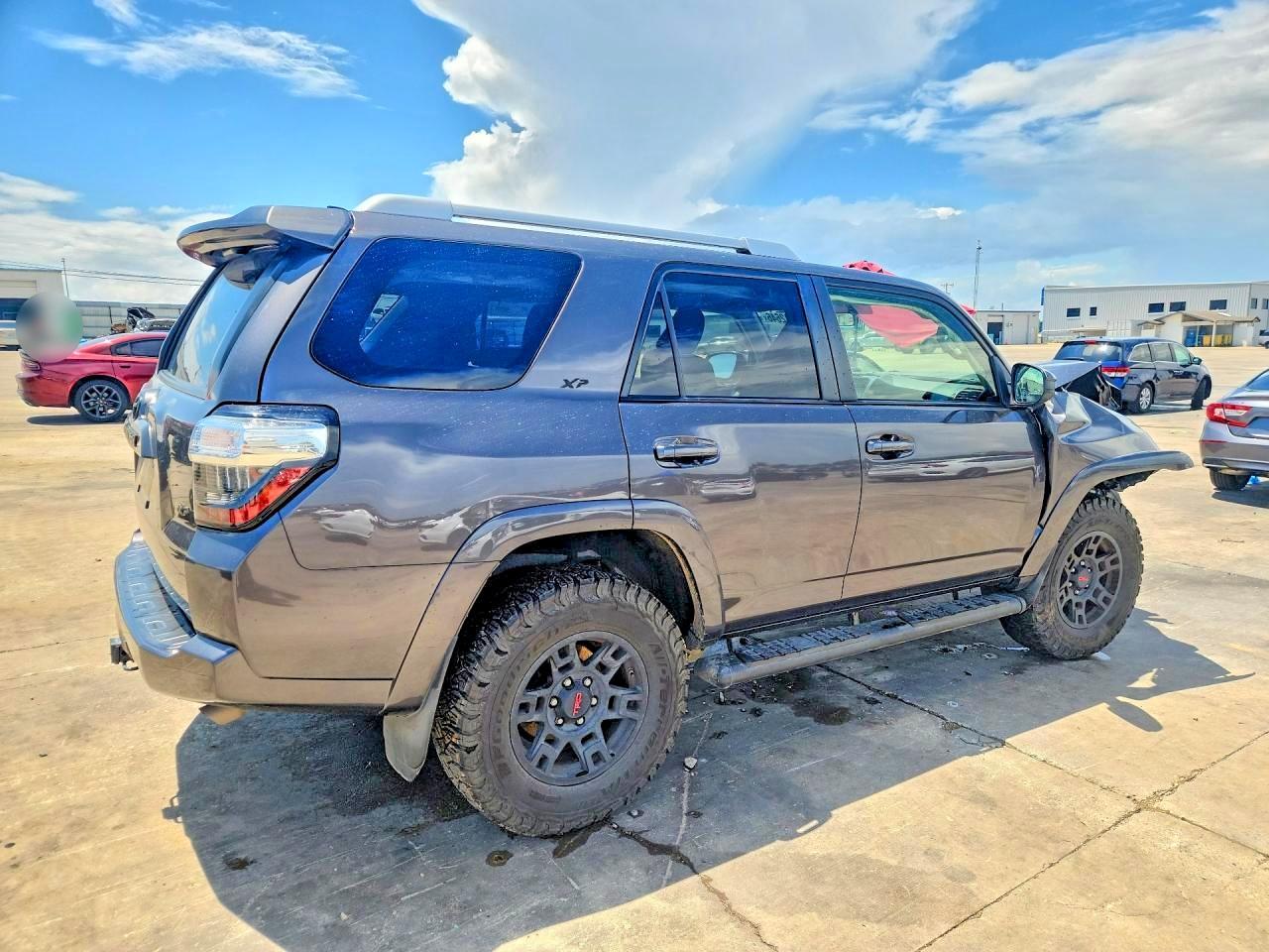 2018 Toyota 4Runner Sr5 - Фото 3