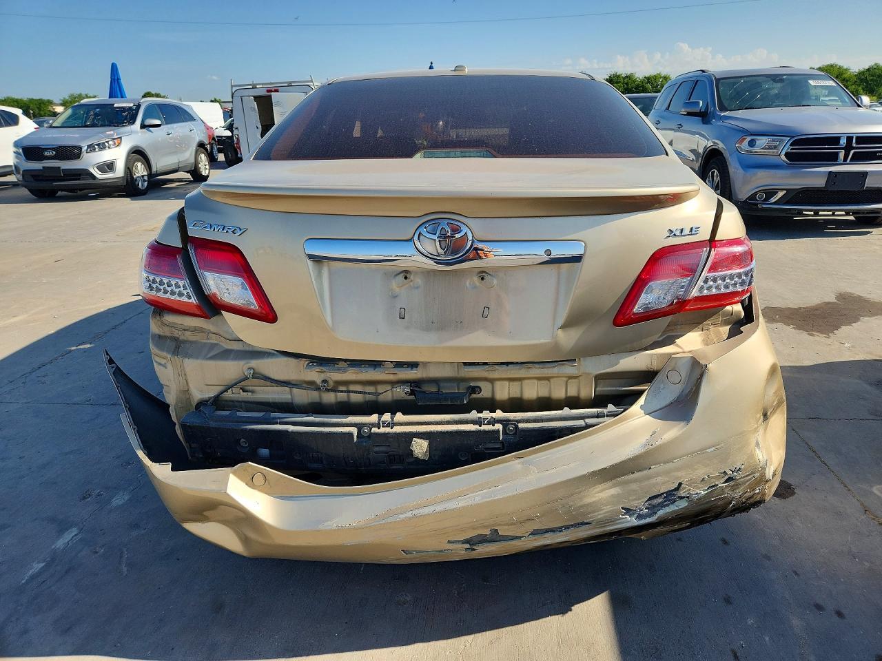 2010 Toyota Camray - Image 6