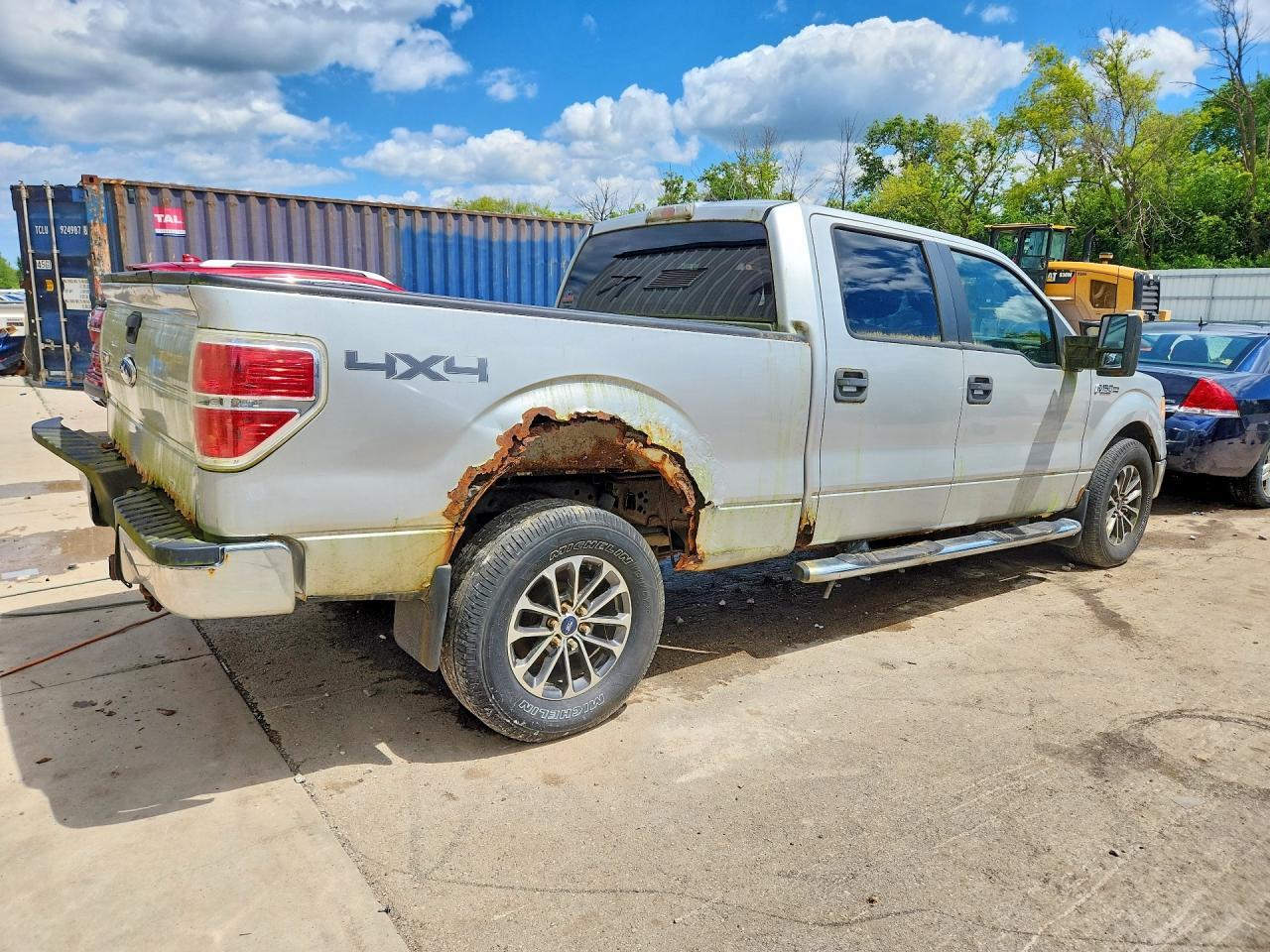 2009 Ford F150 Supercrew - Image 3