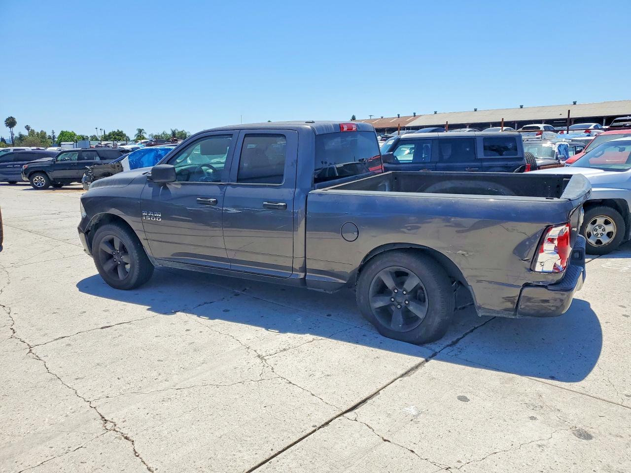 2016 Ram 1500 St - Фото 2