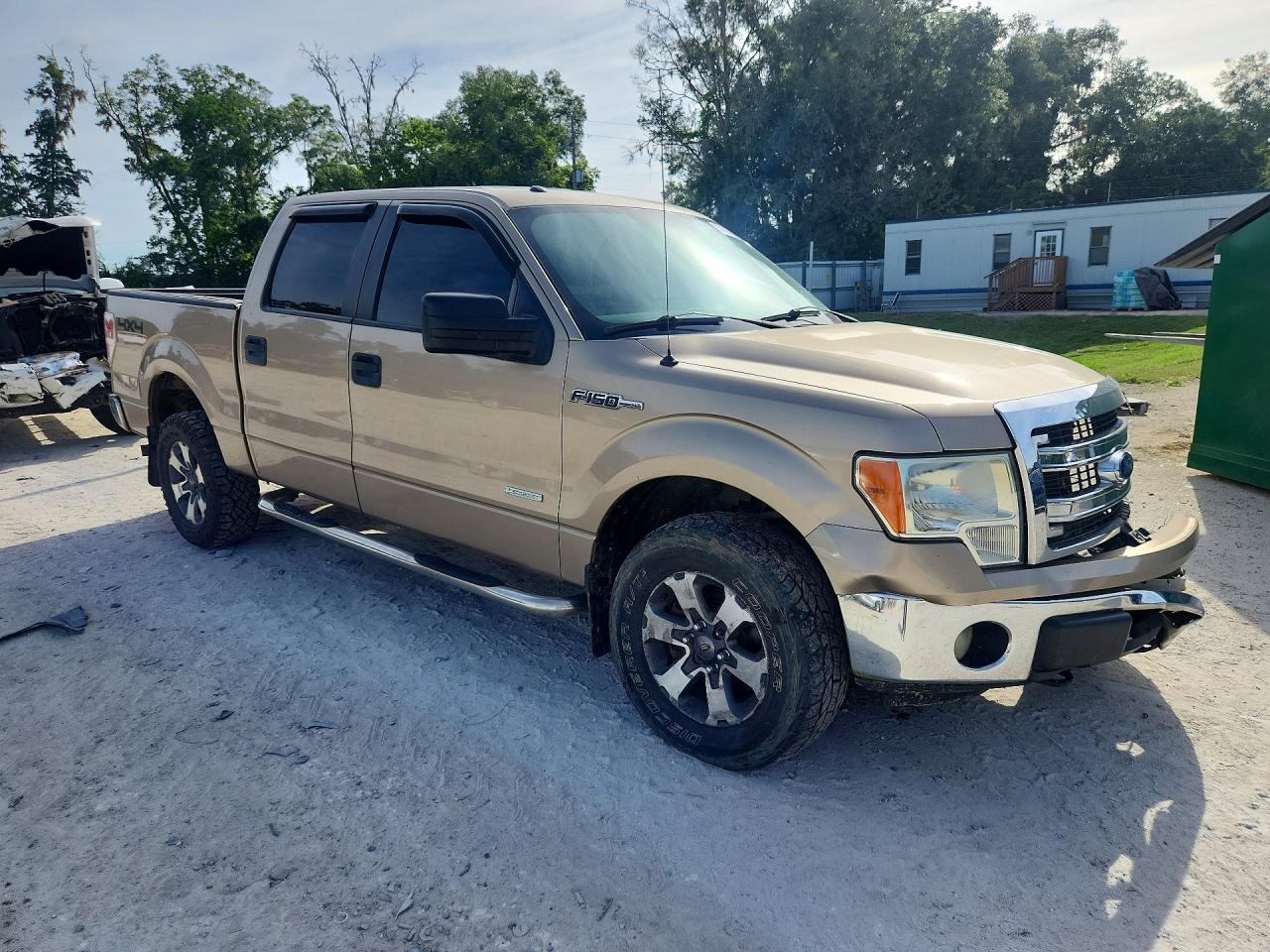 2013 Ford F150 Supercrew - Image 4