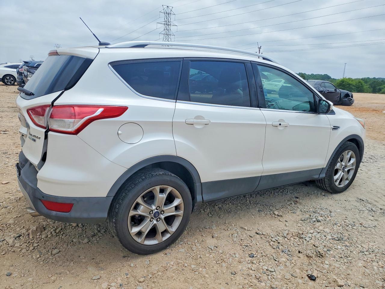 2015 Ford Escape Titanium - Фото 3