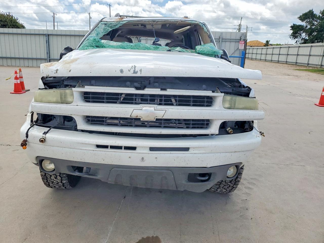 2004 Chevrolet Tahoe K1500 - Image 5